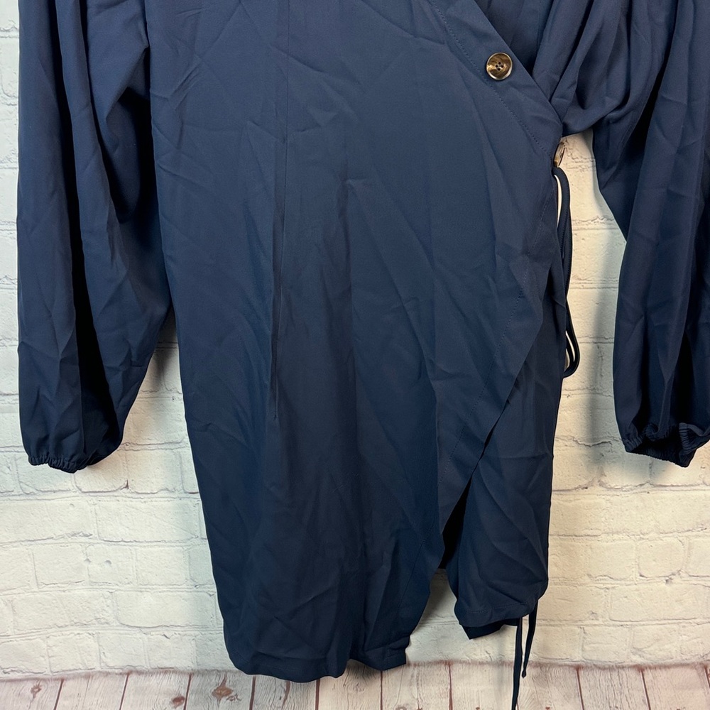 BloomChic Navy Button Detail Wrap Blouse Plus Sizes 5X 6X - Picture 5 of 8